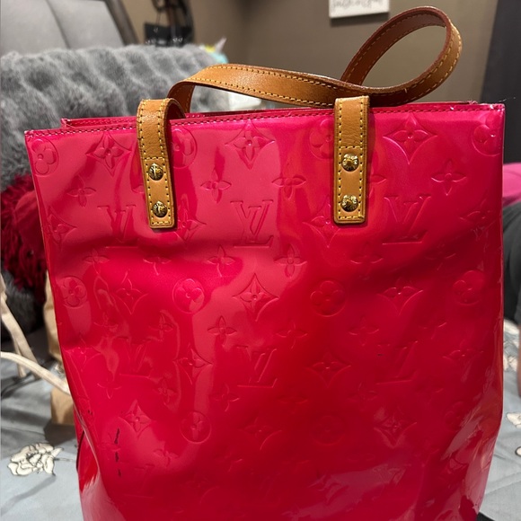 Louis Vuitton Glossy Red Tote Bag - Picture 1 of 4